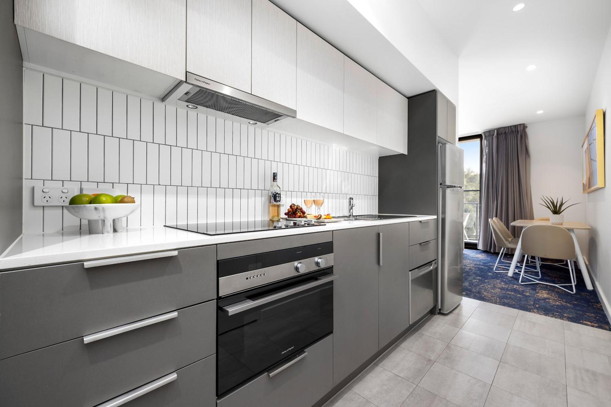 Quest Macquarie Park Aparthotel Sydney Exteriör bild