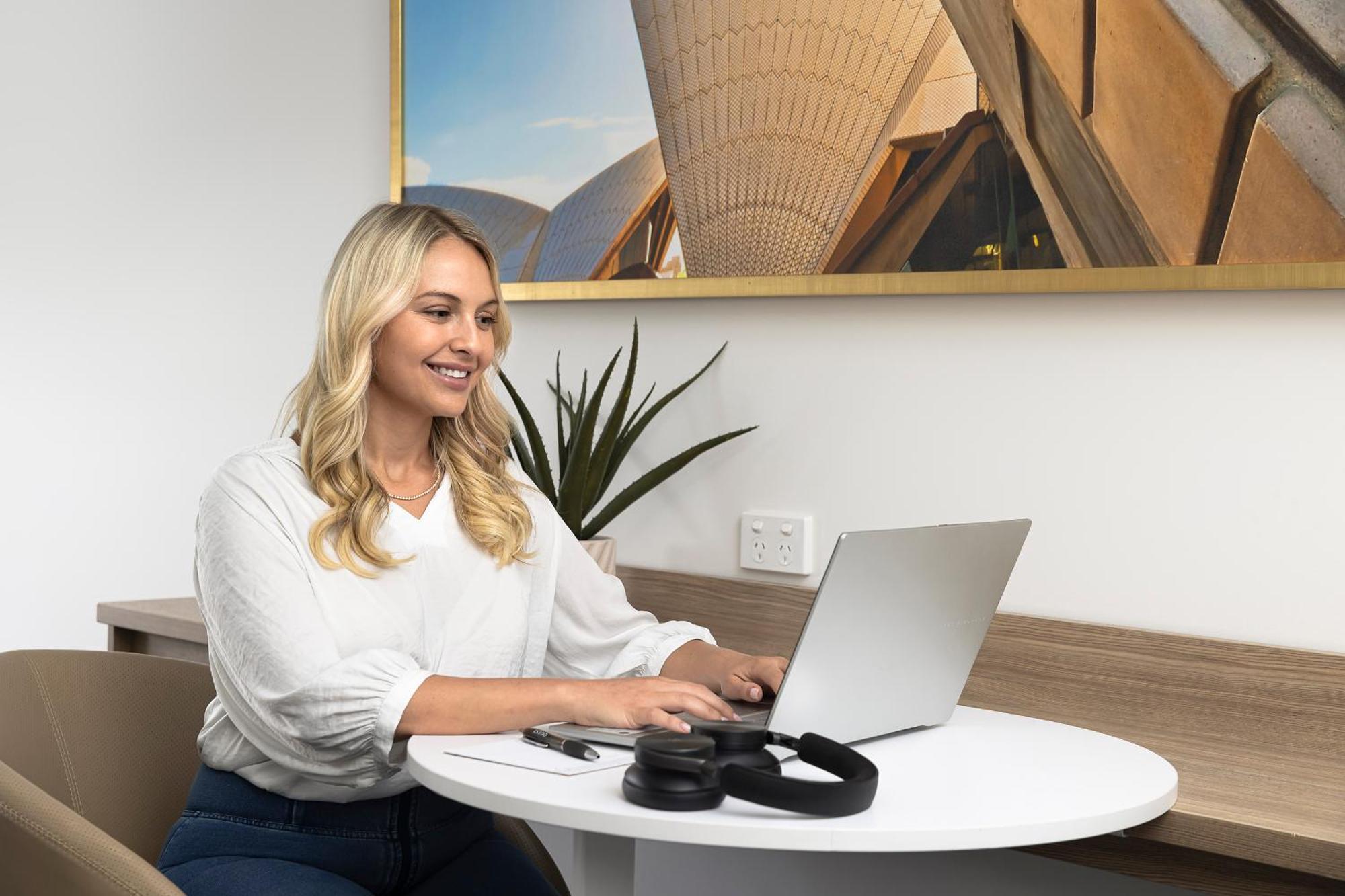Quest Macquarie Park Aparthotel Sydney Exteriör bild